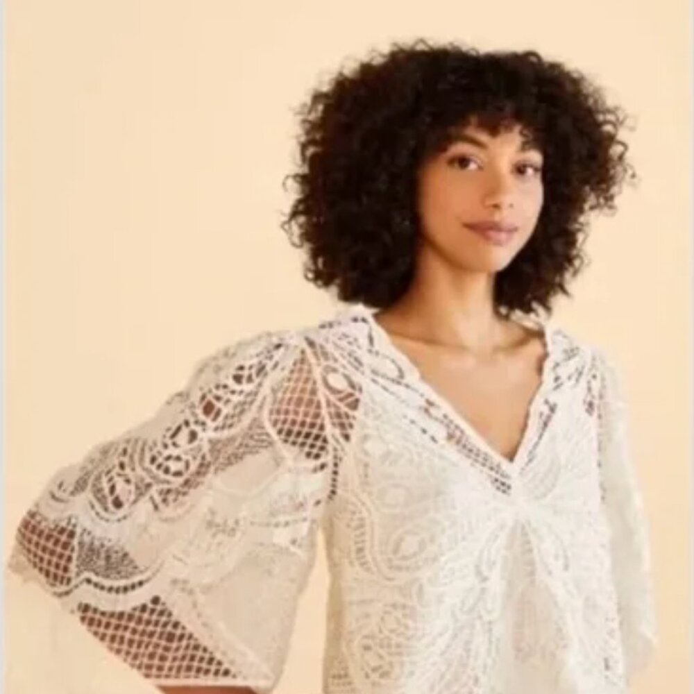 Farm Rio Off White Butterfly Guipure Blouse NWOT